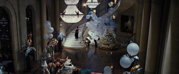 纸醉金迷的视觉美梦《了不起的盖茨比》里的设计故事