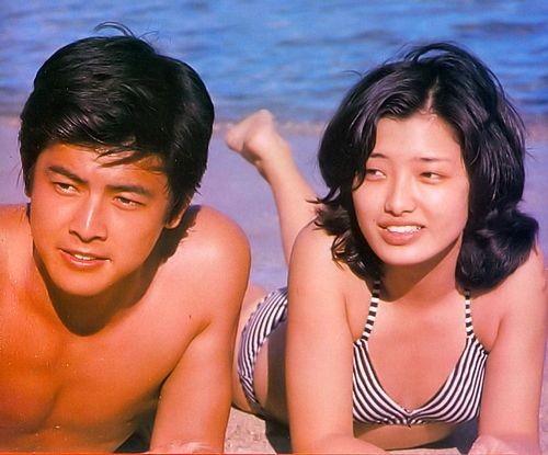 山口百惠早年湿身比基尼写真曝光（图）