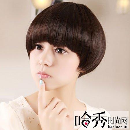 想要做个乖巧可爱的女孩,这款女生西瓜头发型就一定符合你的要求哦.