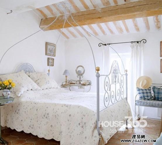 主卧室吊顶装修效果图:温馨浪漫的公主房设计,仿佛没有施工完成