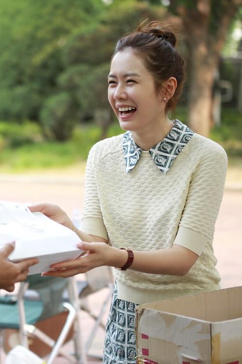 孙艺珍为《鲨鱼》剧组准备防晒礼物,亲自派送获好评