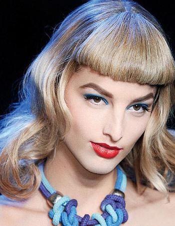 夏日亮妆是王道 做"好色"大女人