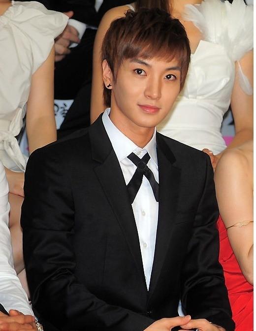 super junior队长利特即将入伍服兵役