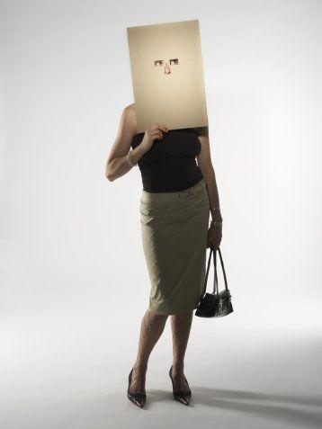 虚伪做作,总爱把自己看得高高在上的女生,往往被男人讨厌