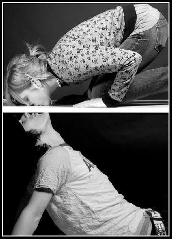 你曾对我说, 如果全世界背叛了我, 你也会站在我身后, 背叛全世界.