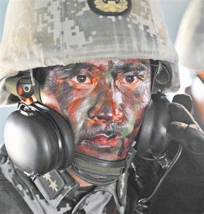 正在训练的刘珪近影.