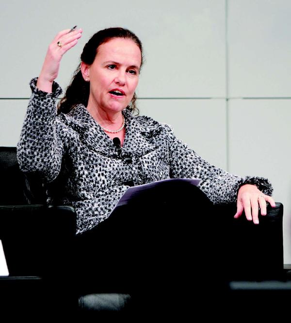 美国女防长辞官而去