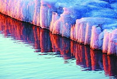 4月19日,松花江哈尔滨城区段"文开江".陈宝林摄