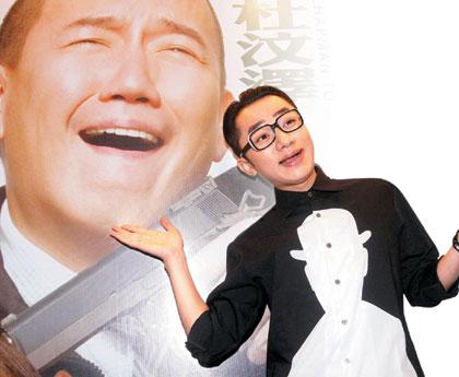 王祖蓝与杜汶泽的亲密戏也是《人间喜剧》的其一亮点.