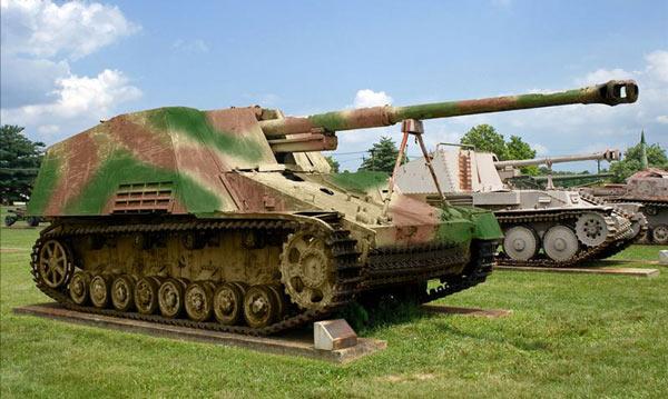 犀牛式自行反坦克炮