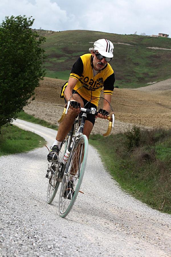 意大利古典赛eroica 2012上的不老骑士