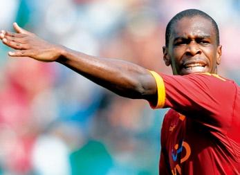 现在的罗马队中,胡安就是&ldquo;巴西帮&rdquo;的带头大哥.