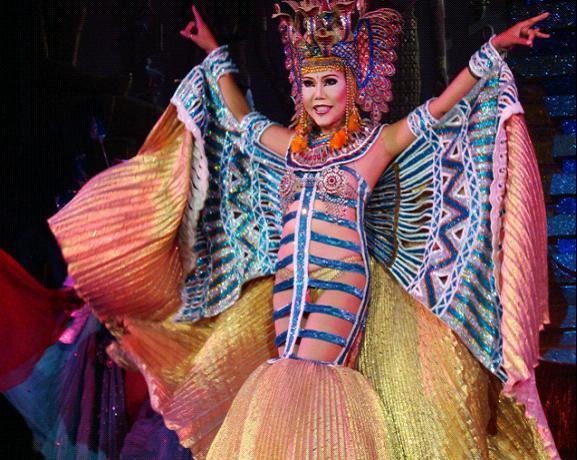 生如夏花之绚烂——三亚红艺人