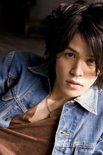 美男声优宫野真守将於「junon 11月号」中宽衣解带!