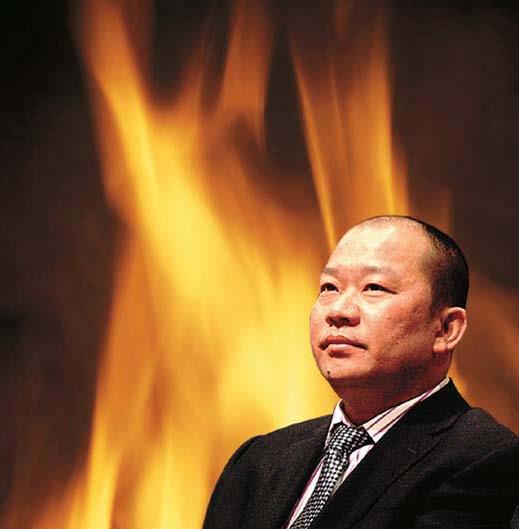 &nbsp;&nbsp;&nbsp; 有人称当天曾与金利斌擦肩而过;在他泼汽油后